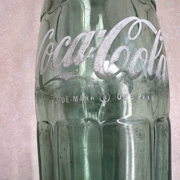 Vintage Coca Cola Green Glass Bottle 16 fl. oz. 1/2 Quart - Picture 5 of 16